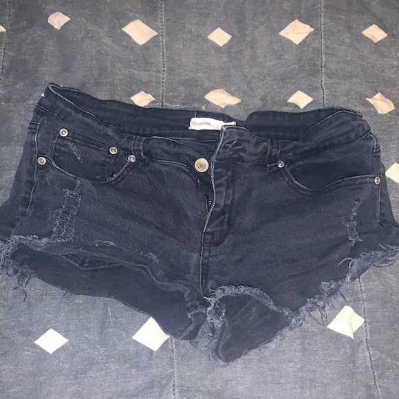 Jean shorts - Picture 1 of 3